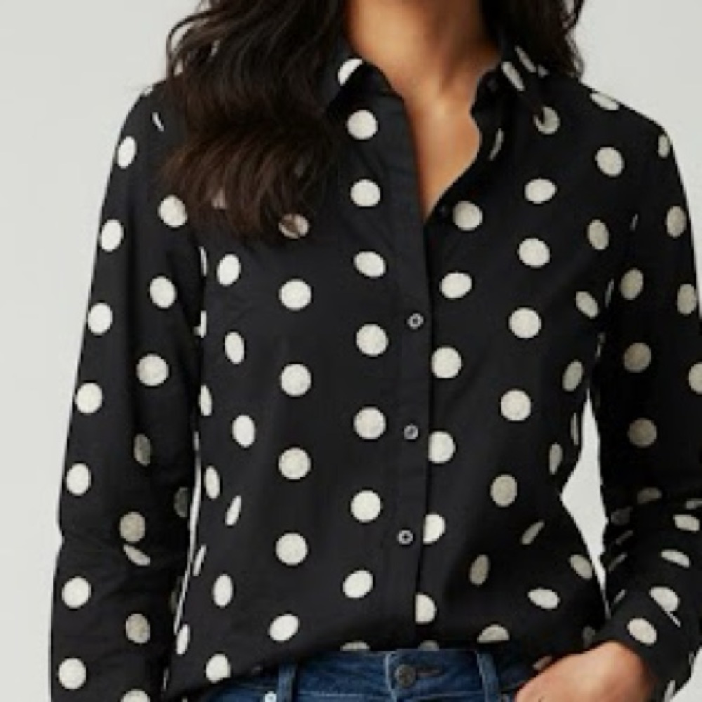 Foxcroft Black and White Long Sleeve Button Down Shirt EUC